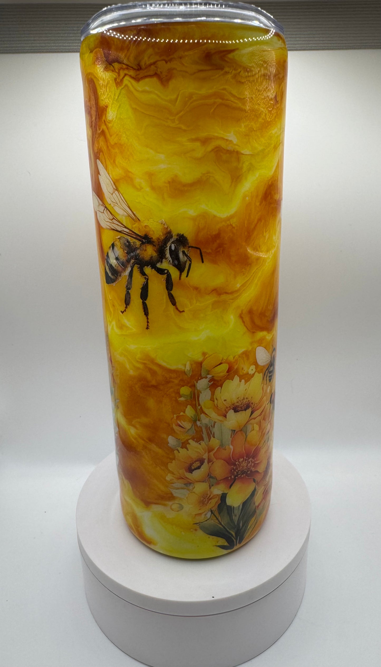 20oz Beehive/flowers