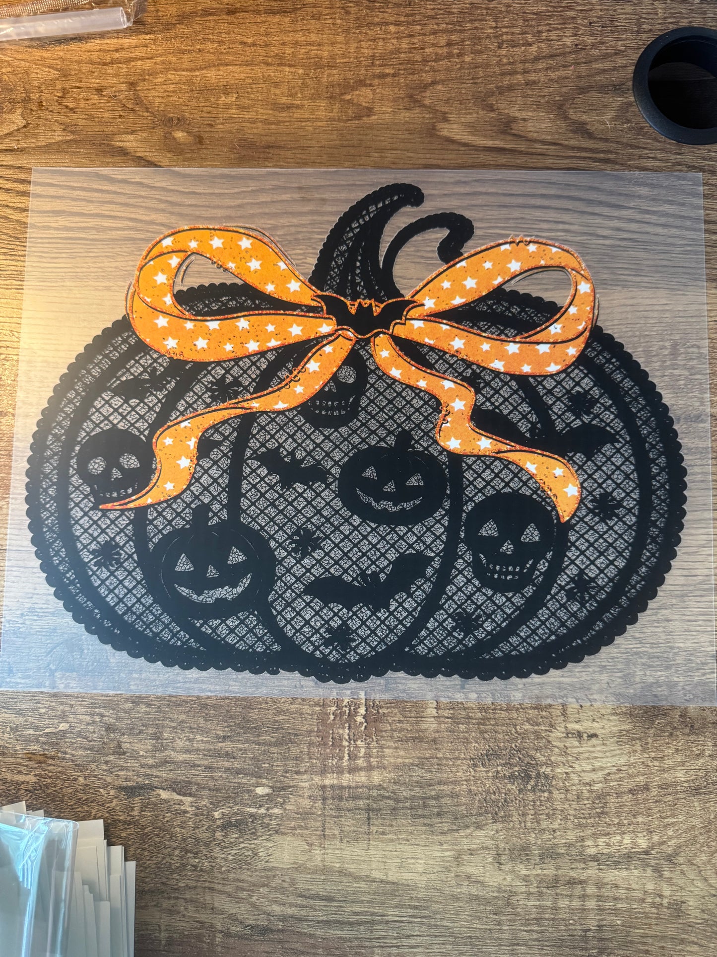 F75 Lace spooky pumpkin
