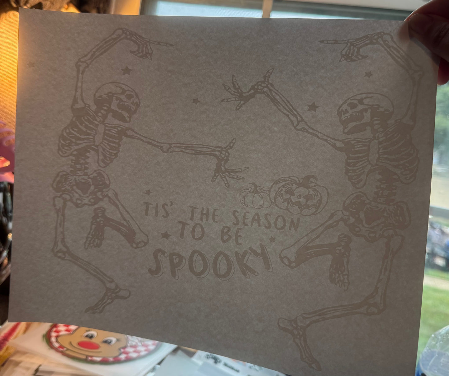 F67 To be spooky white ink