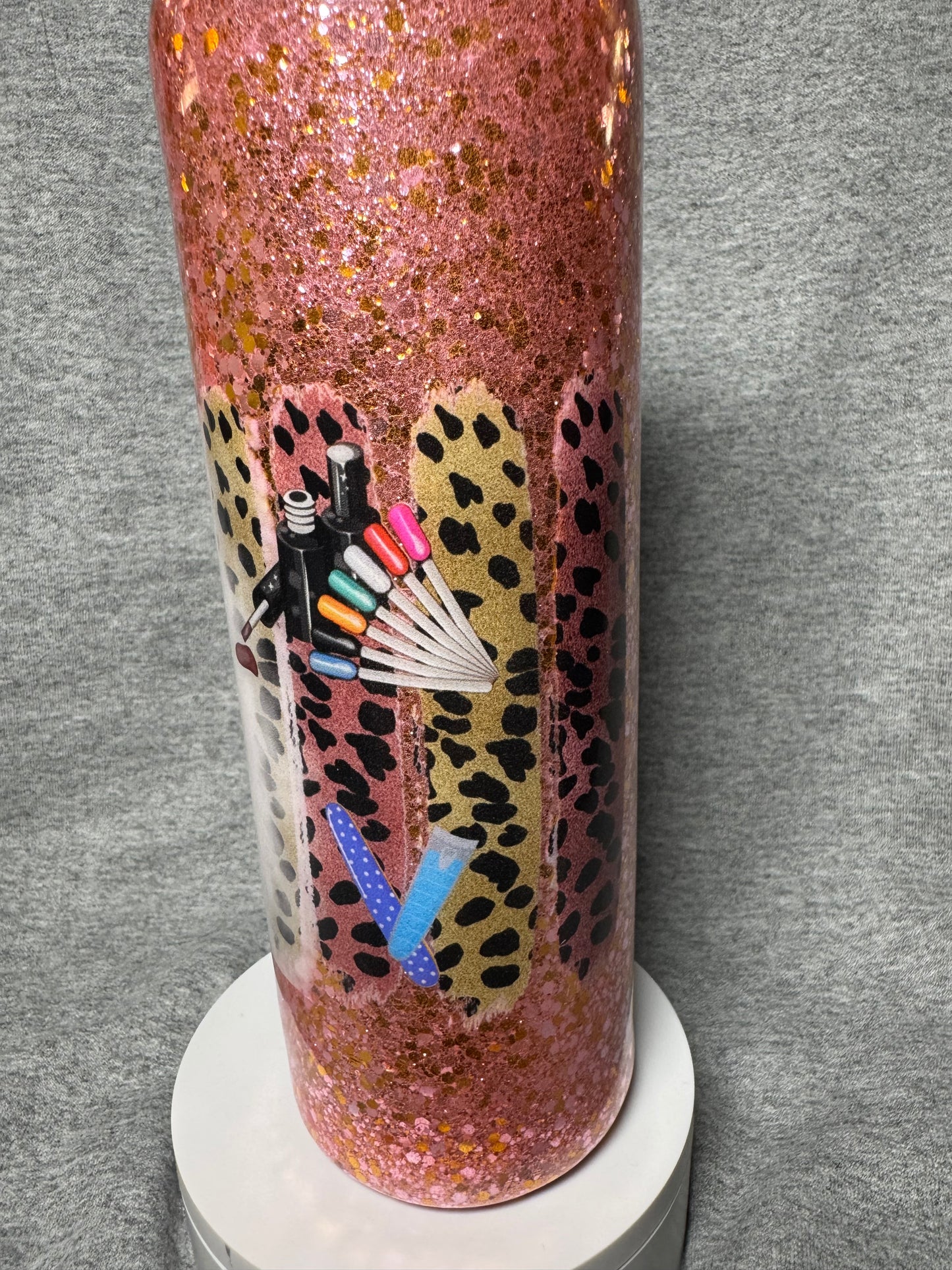 20oz Nail stylist
