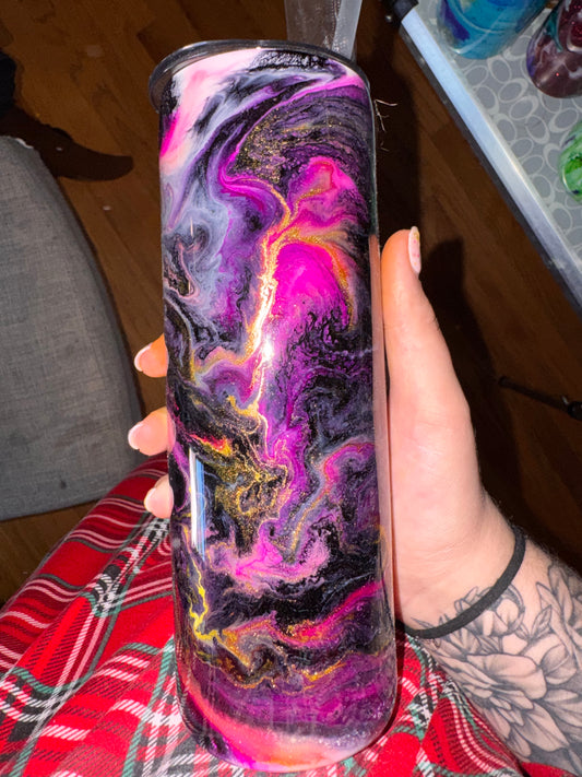#91 20oz pink and black