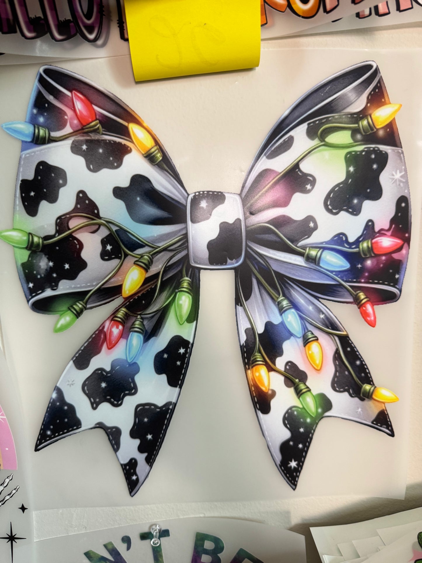 Xmas cow bow W07
