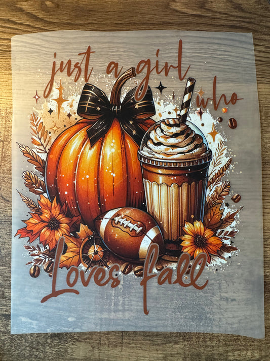 F46 Just a girl who loves fall